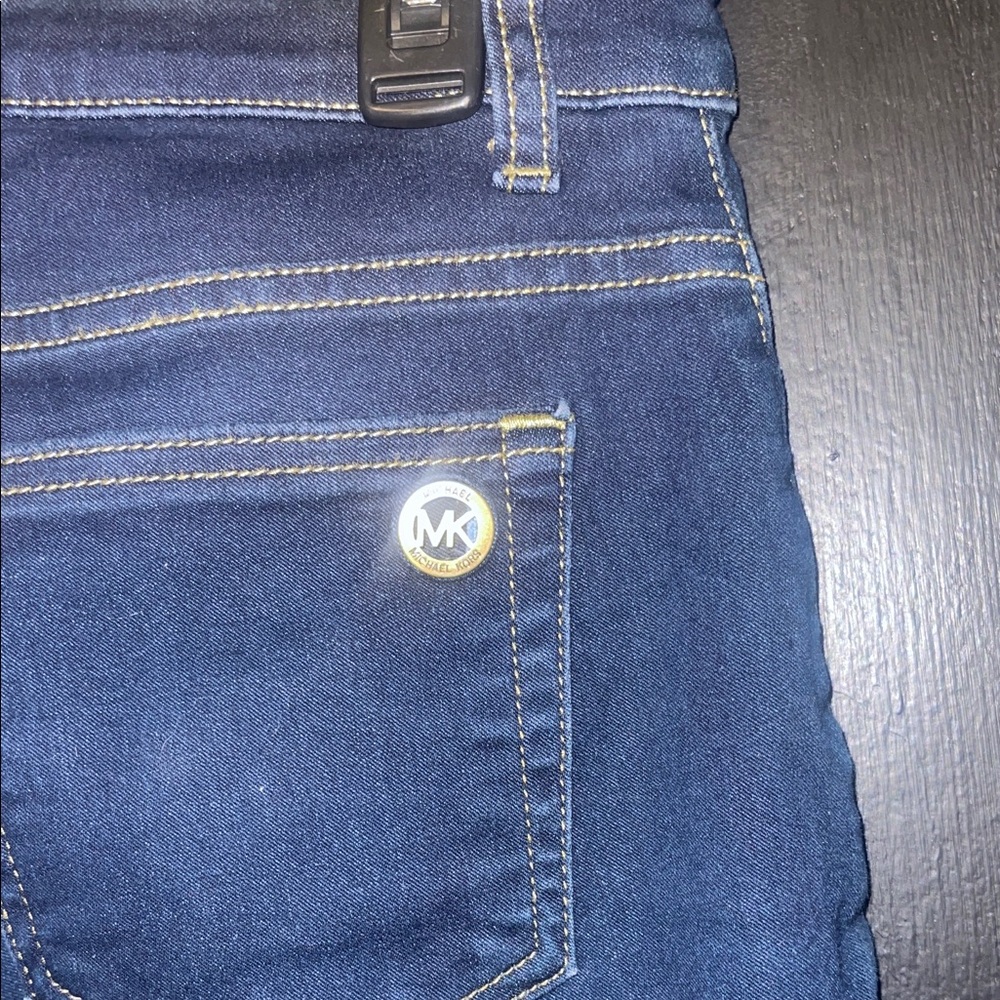 Michael Kors Izzy Skinny Jeans - Picture 4 of 4